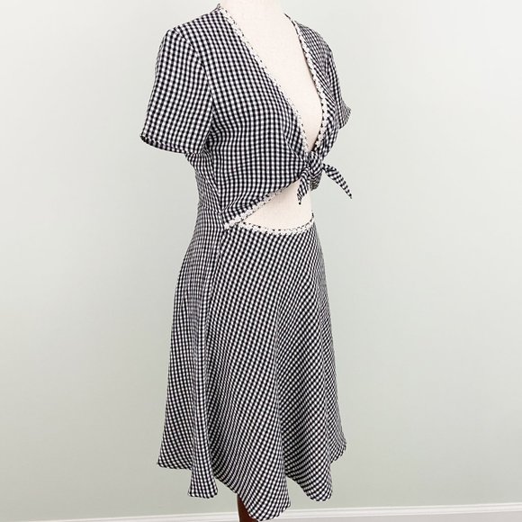 🌺SOLD🌺 NWT Solid & Striped | Black & White Gingham Cutout Dress Small - Picture 7 of 11